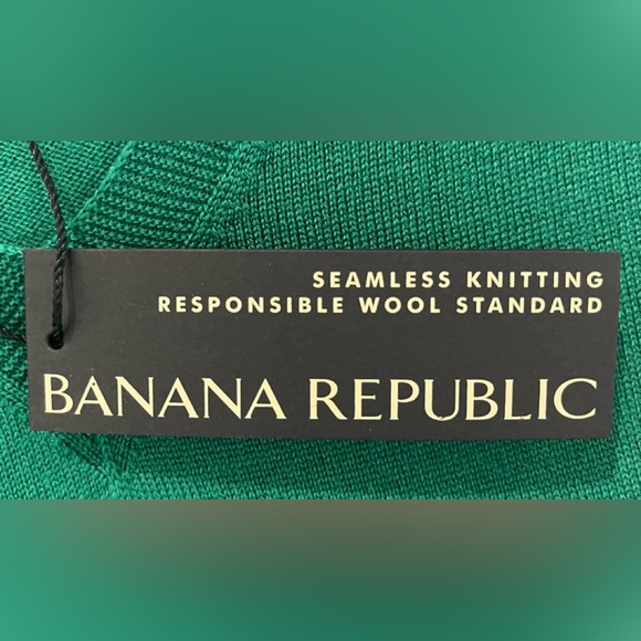 BANANA REPUBLIC Merino Wool Sweater, Size XS - Picture 5 of 6